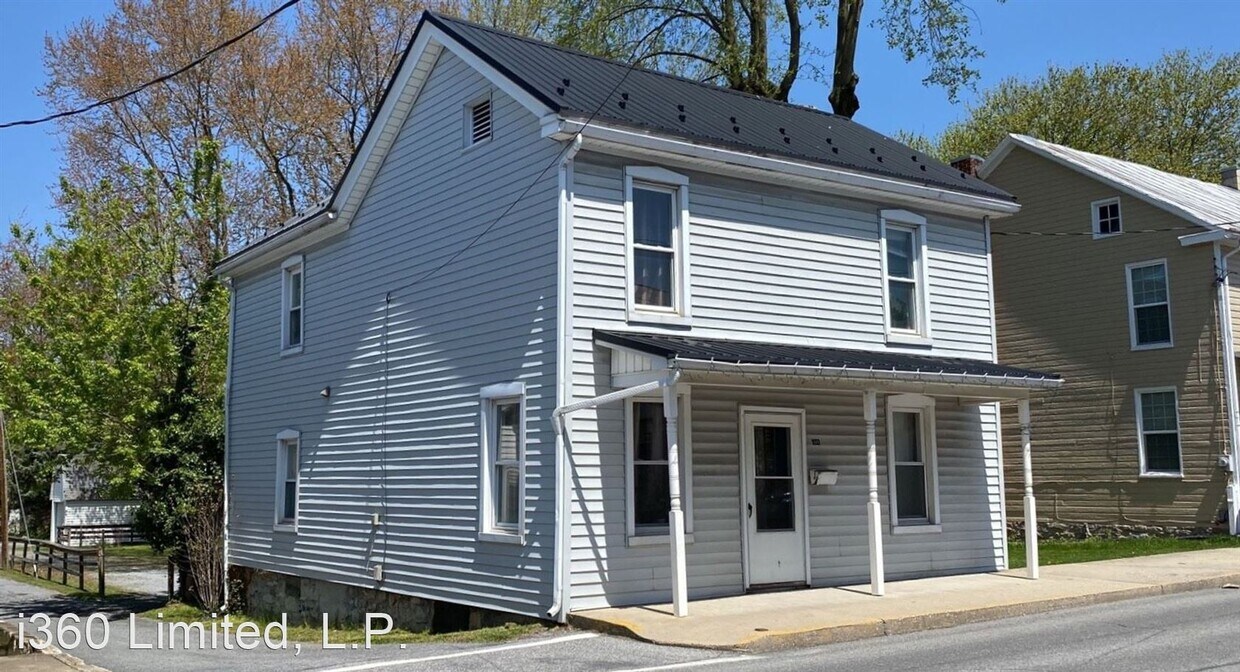 109 E Burd St, Shippensburg, PA 17257 House Rental in Shippensburg