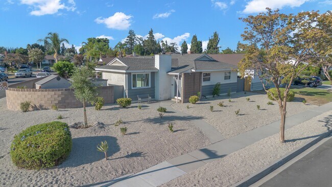 Foto del edificio - 11330 Cherrylee Dr