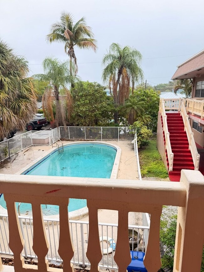 Building Photo - One-bedroom for rent in Pompano Beach