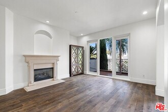 Building Photo - 137 S Spalding Dr