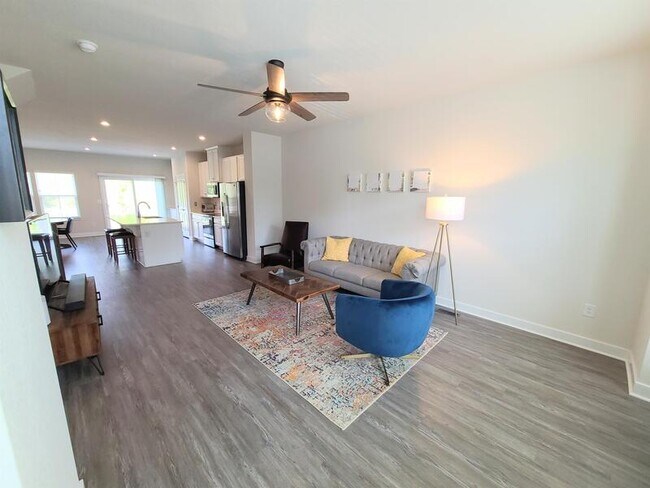 Building Photo - 1721 Shorebird Ln