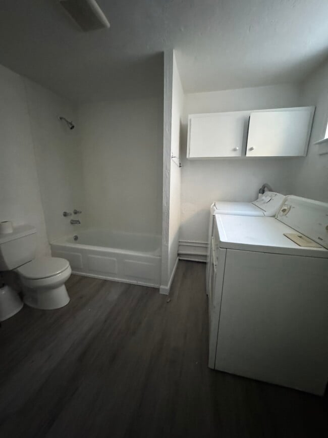 Foto del edificio - 617 N Park St