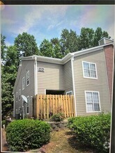 Building Photo - 1043 Rock Creek Ln