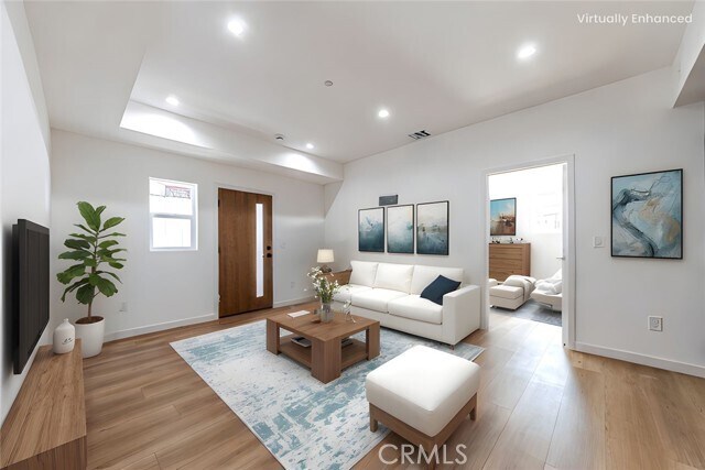 Foto del edificio - 5251 Agnes Avenue 3