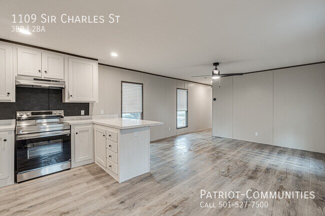 Foto del edificio - 1109 Sir Charles St