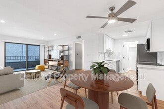 Building Photo - 5807 Laurel Canyon Blvd