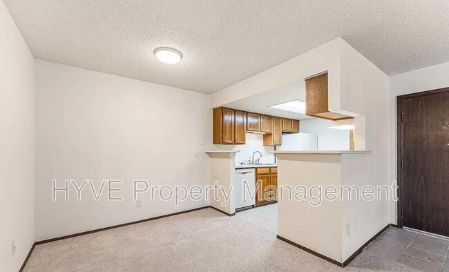 Foto del edificio - 8600 East Alameda Avenue