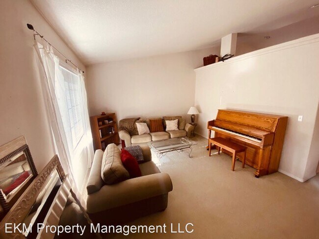 Building Photo - 3 br, 2 bath House - 4416 NE 133rd Ct.