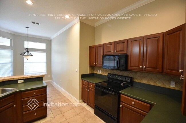 Foto del edificio - 893 Blackberry Ln