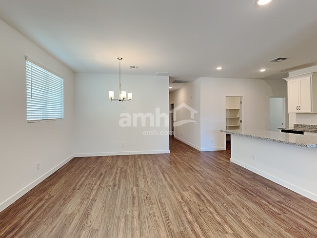 Foto del edificio - 10518 W Atlantis Wy