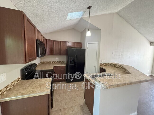 Building Photo - 4334 Allesandro Dr