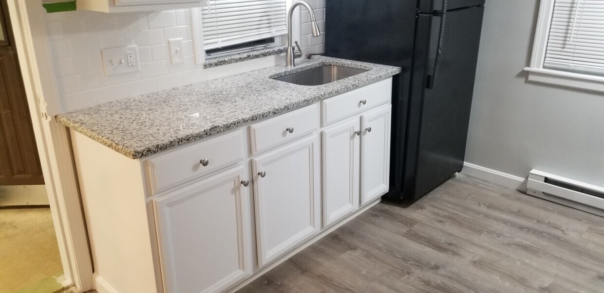 Foto principal - 5 1/2 Elmire Ave