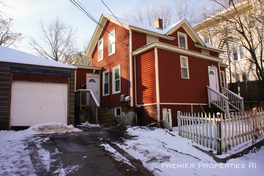 Primary Photo - 91 Hamlet Ave