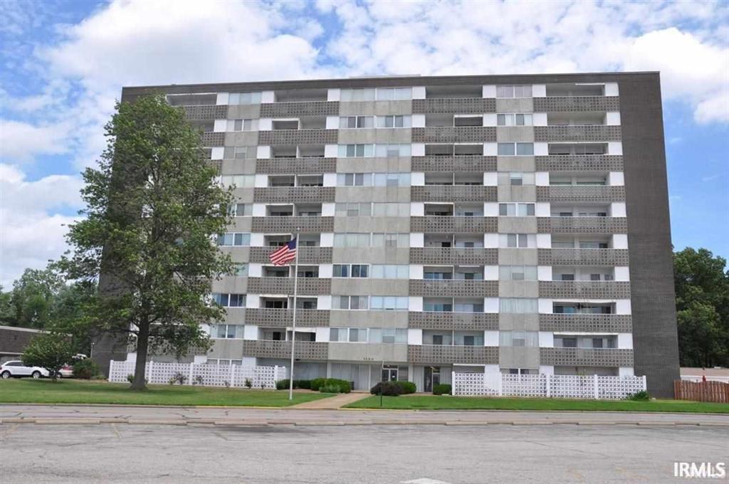 1100 Erie Ave Unit 401, Evansville, IN 47715 Condo for Rent in