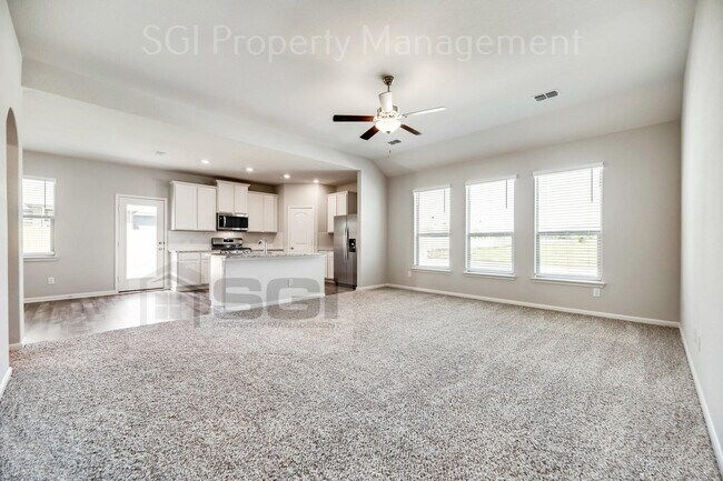 Building Photo - 412 Harbor Oaks Dr