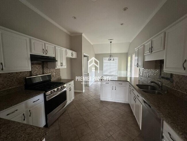 Building Photo - 8321 Dunnan Cove