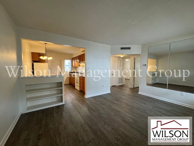 Foto del edificio - 210 E Yale St