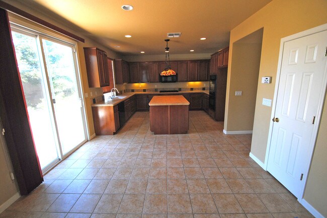 Building Photo - 1270 Barrington Ln