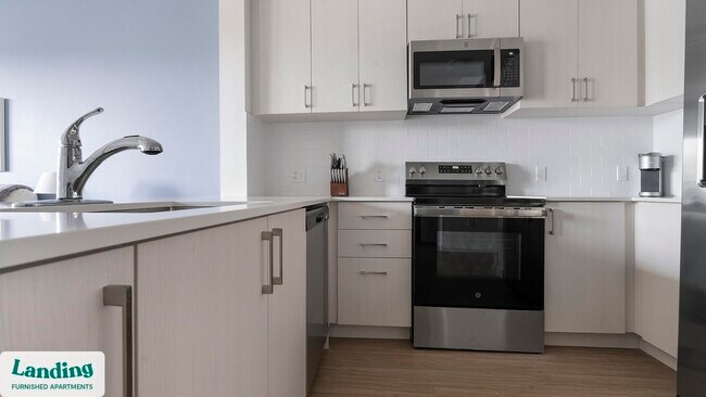 Foto del edificio - 7301 Lake Bank Lp