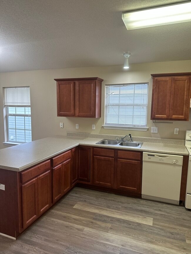 Foto del edificio - 3113 Flintlock Dr