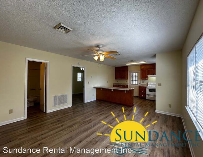 Foto del edificio - 2 br, 2 bath House - 324 Green Acres Road