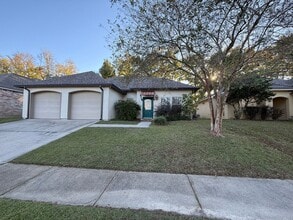 Building Photo - 9208 Boone Ave