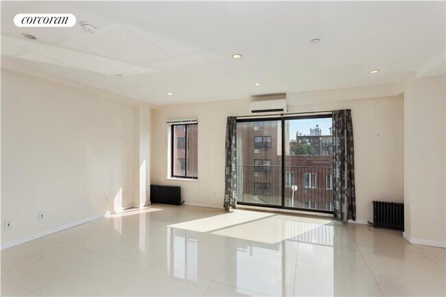 Building Photo - 147 Sackett St
