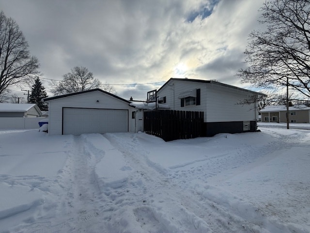 Building Photo - 6421 Terre Dr