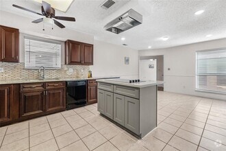 Building Photo - 4467 Yupon Ridge Dr