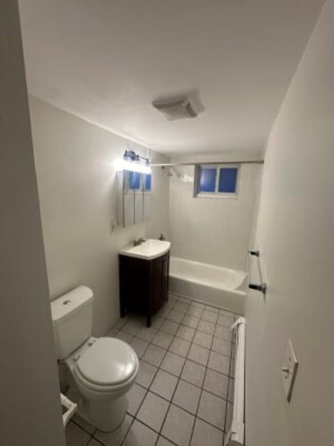 Building Photo - Brighton 2 BR Apt available 1/1/26