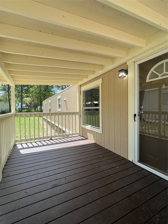 Foto del edificio - 107 Earl Rd