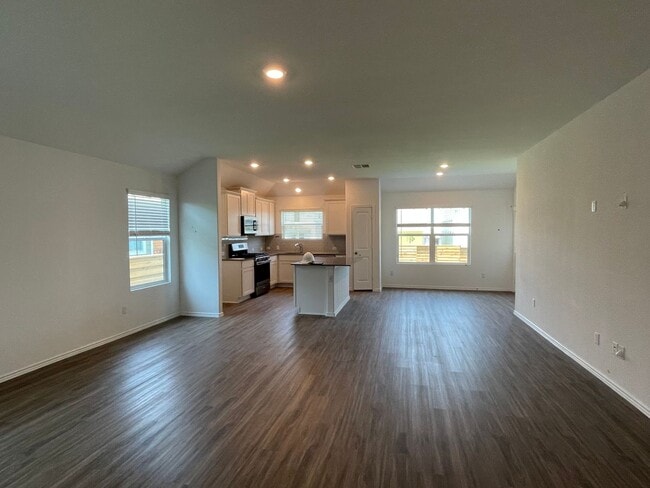 Building Photo - House For Lease in Kyle