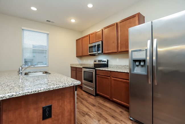 Foto del edificio - 233 Autumn Terrace Ln