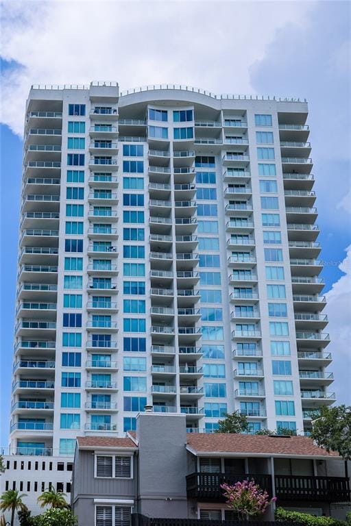 Building Photo - 2910 W Barcelona St