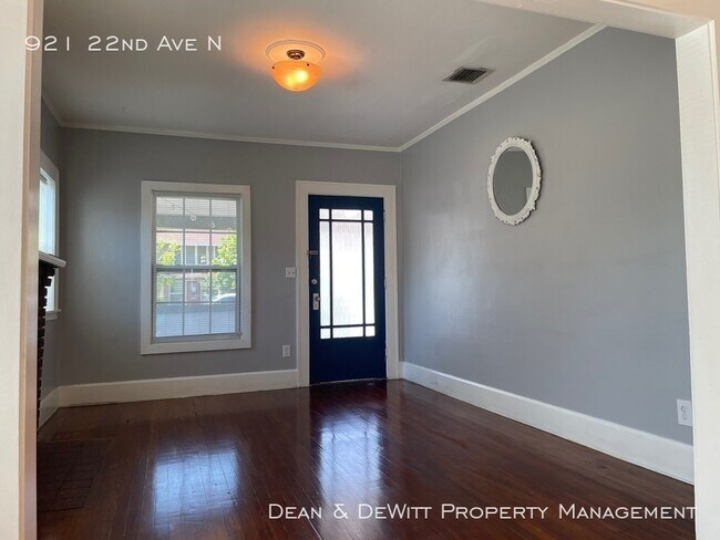 Foto del edificio - House For Rent