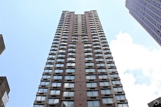 Building Photo - 35 W 33rd St