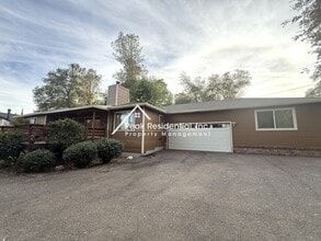 Building Photo - 1280 Grove Ct