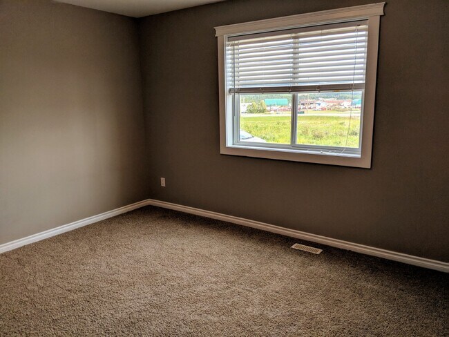 Building Photo - 5316 Elevator Rd