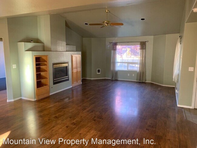 Building Photo - 5 br, 3 bath House - 2209 NE Wells Acres Rd.