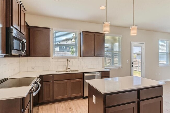 Building Photo - 9717 Eloquence Dr