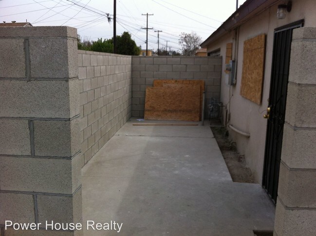 Foto del edificio - 1 br, 1 bath House - 2012 1/2 Oregon St