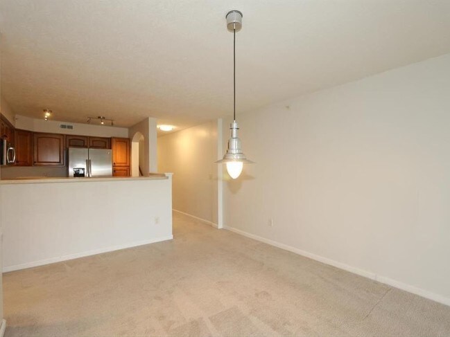 Building Photo - 7153 English Dr