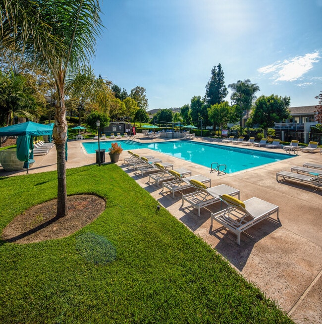 Building Photo - Presidio at Rancho Del Oro