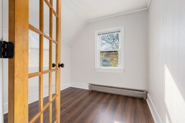Office/Bonus Room - 20 Doane St