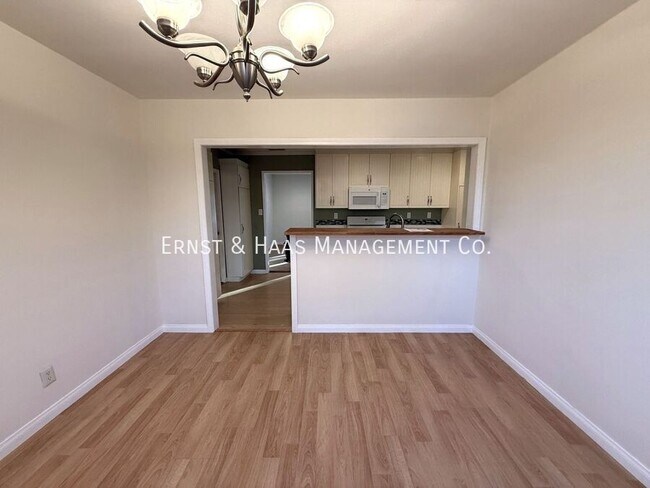 Foto del edificio - 6926 E Rendina St