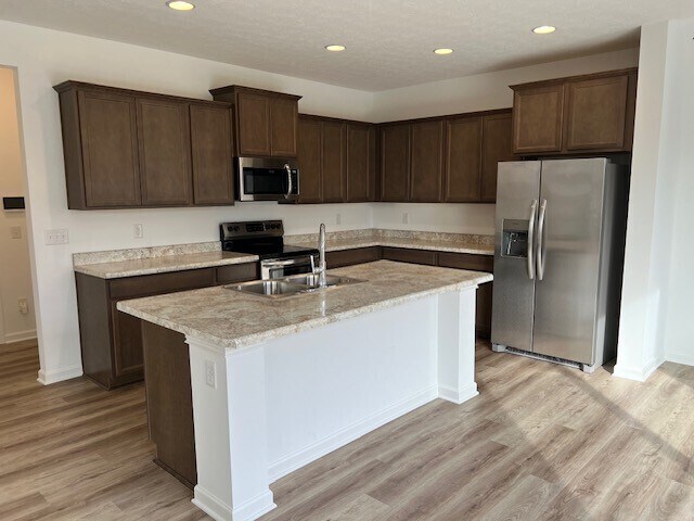 Building Photo - 4771 E SUMMERFIELD DRIVE