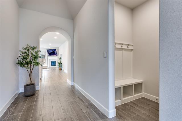 Foto del edificio - 904 Saffold Trl