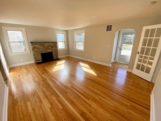 Foto del edificio - 4 Pafel Rd