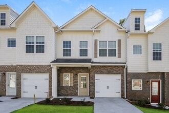 Building Photo - 122 Riley Cir