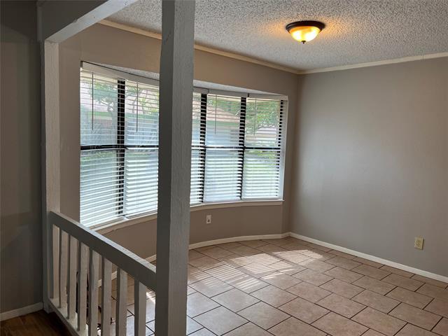 Building Photo - 762 Red Wing Dr